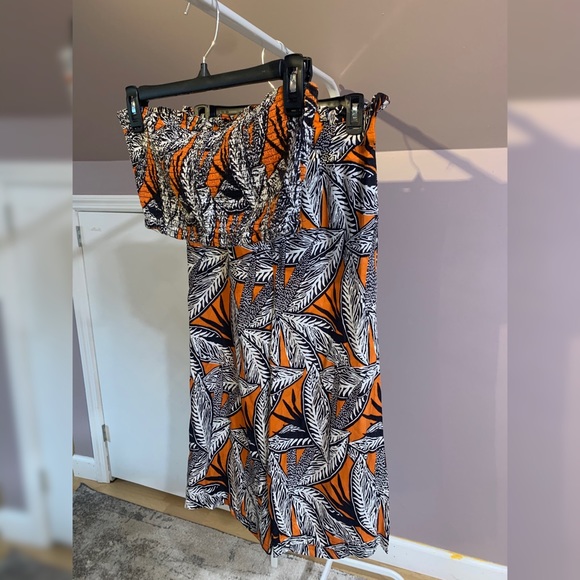 Two Piece Set - Picture 2 of 6